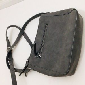 Universal Thread Gray Crossbody Bag